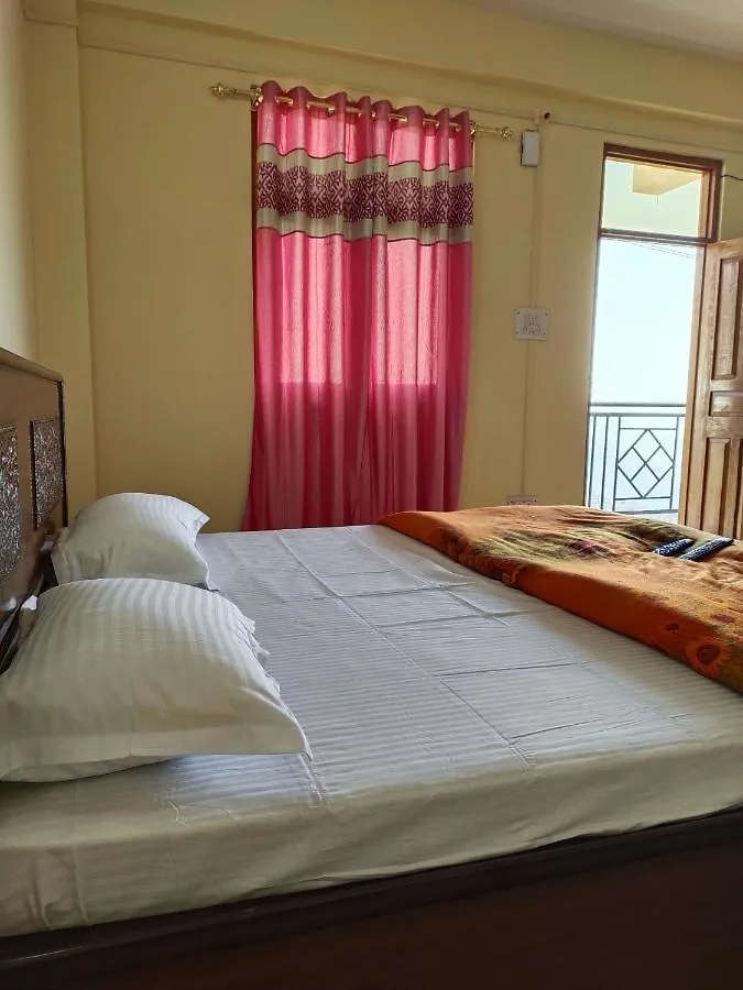Oyo Home 86412 Hills Homestay Koti Shimla